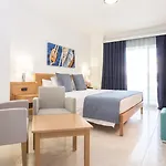Ukino Palmeiras Village 4* Armação de Pêra