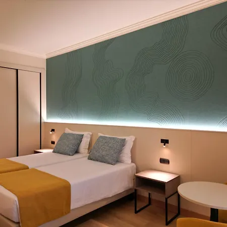 Ukino Palmeiras Village 4* Armação de Pêra