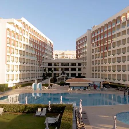 Ukino Palmeiras Village 4* Armação de Pêra