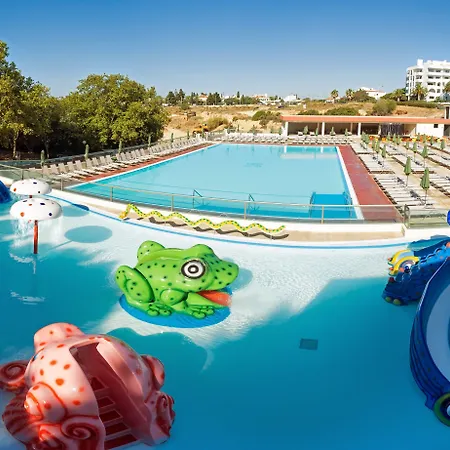 Ukino Palmeiras Village Hotel