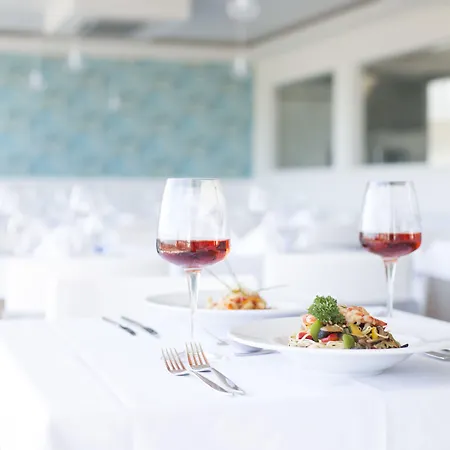 Ukino Palmeiras Village 4*