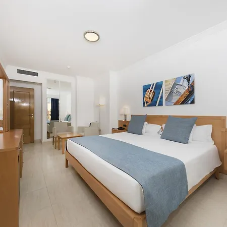 Ukino Palmeiras Village 4*