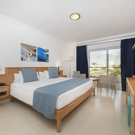 Hotel Ukino Palmeiras Village 4*