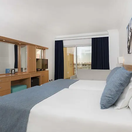 Ukino Palmeiras Village 4*